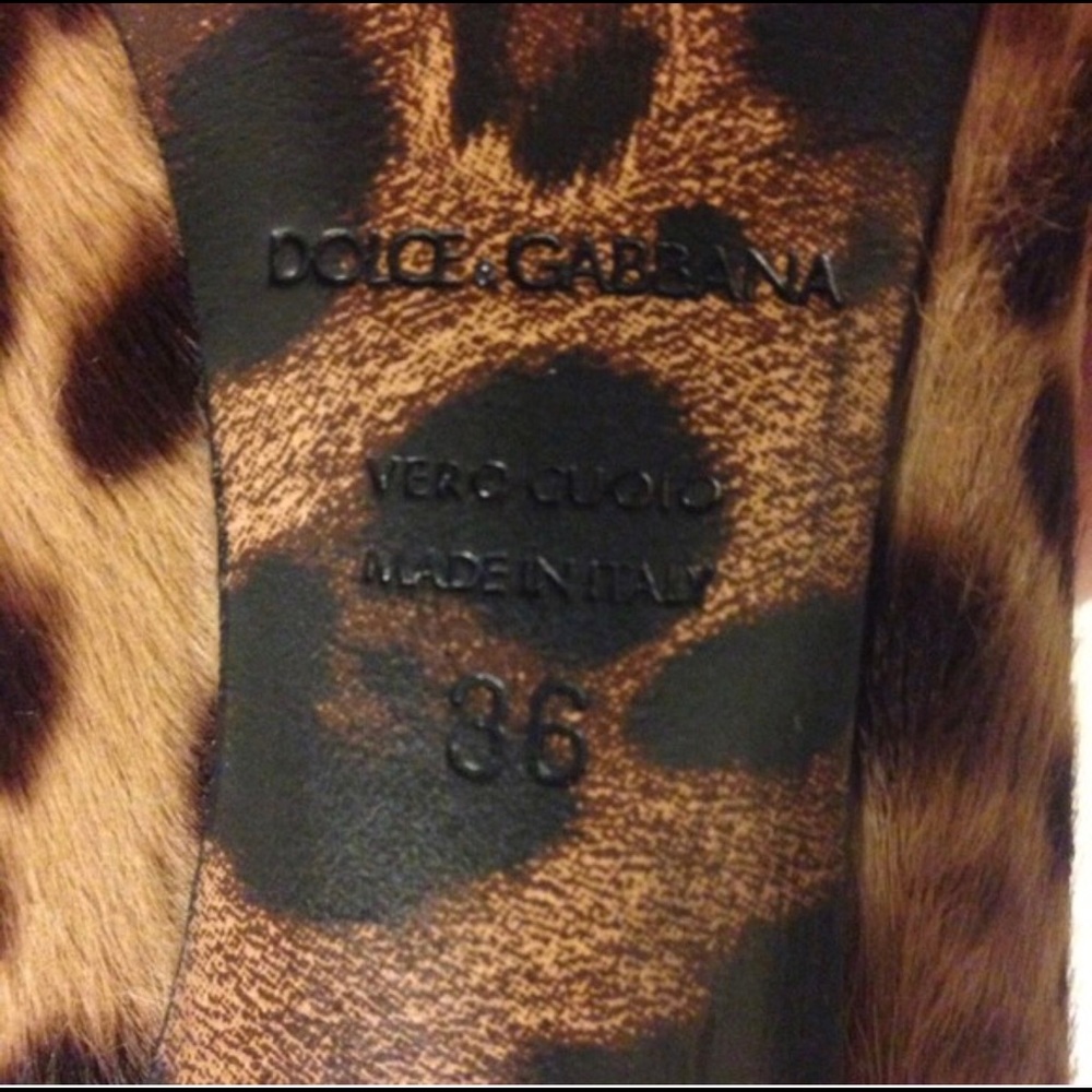 HP 🎉 Authentic Dolce and Gabbana Leopard Pumps - Picture 4 of 4